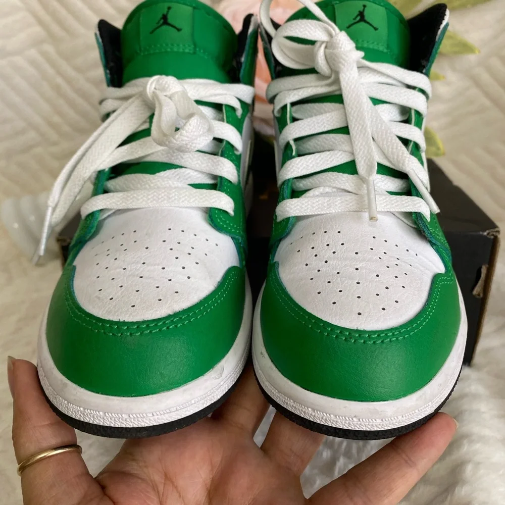Nike Green and White High-Top Sneakers SIZE 1.5Y - Picture 6 of 9